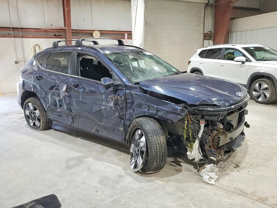 2024 HYUNDAI KONA SEL 4