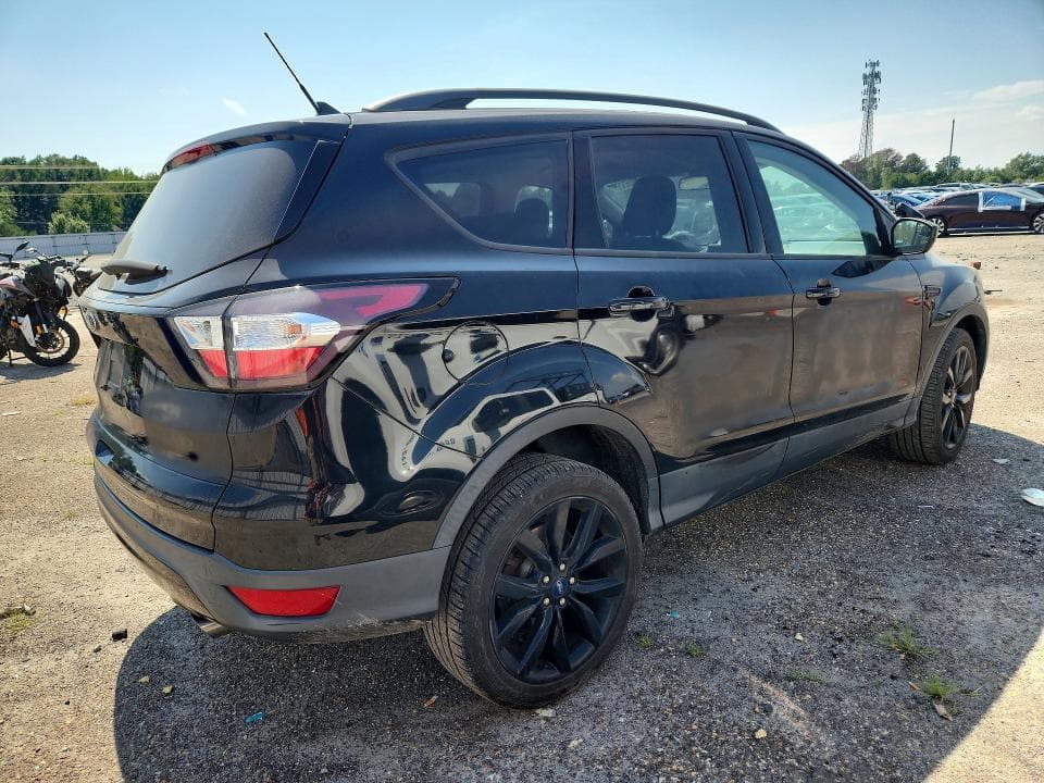 2018 FORD ESCAPE SE 3