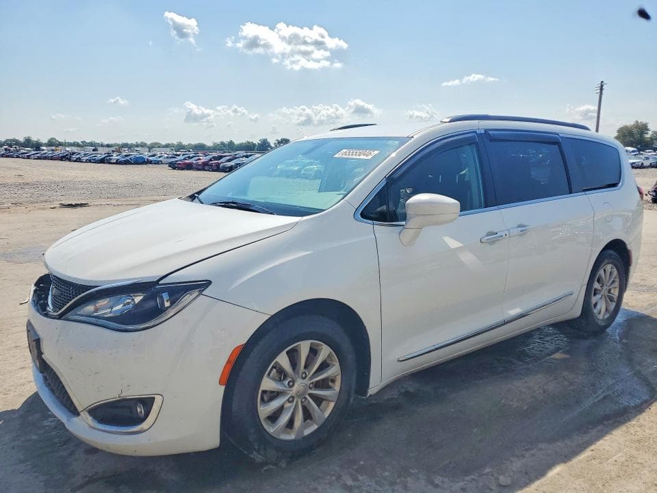 2017 CHRYSLER PACIFICA TOURING L