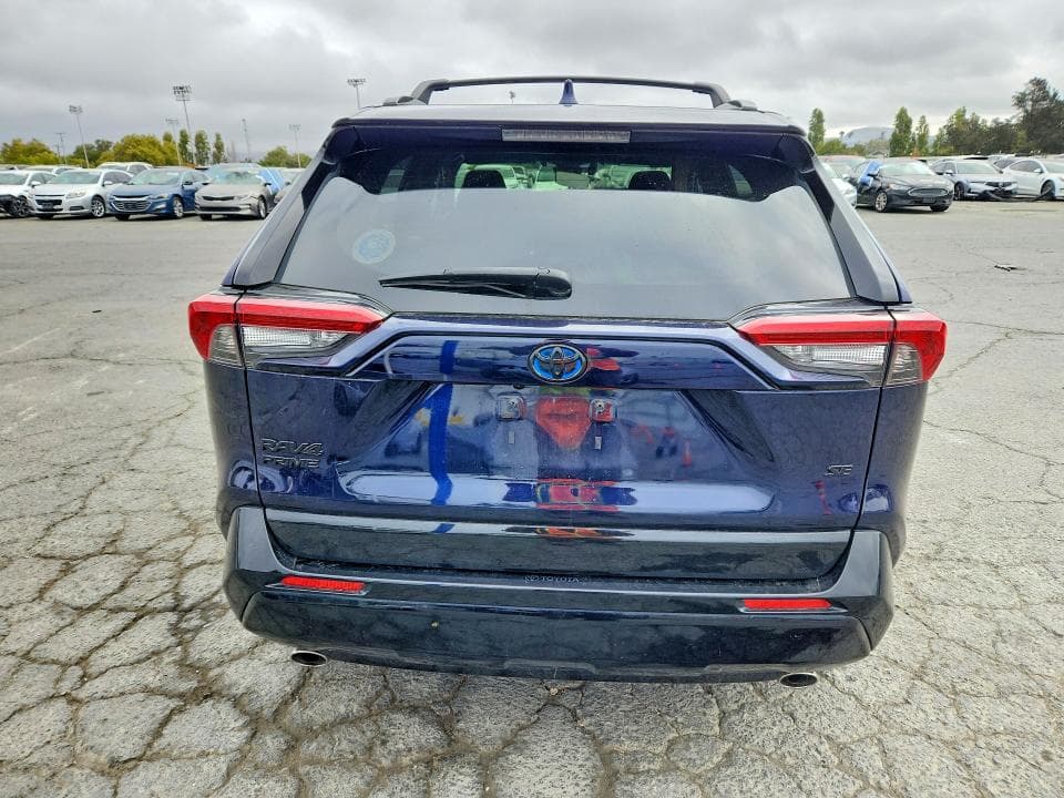 2021 TOYOTA RAV4 PRIME SE 6