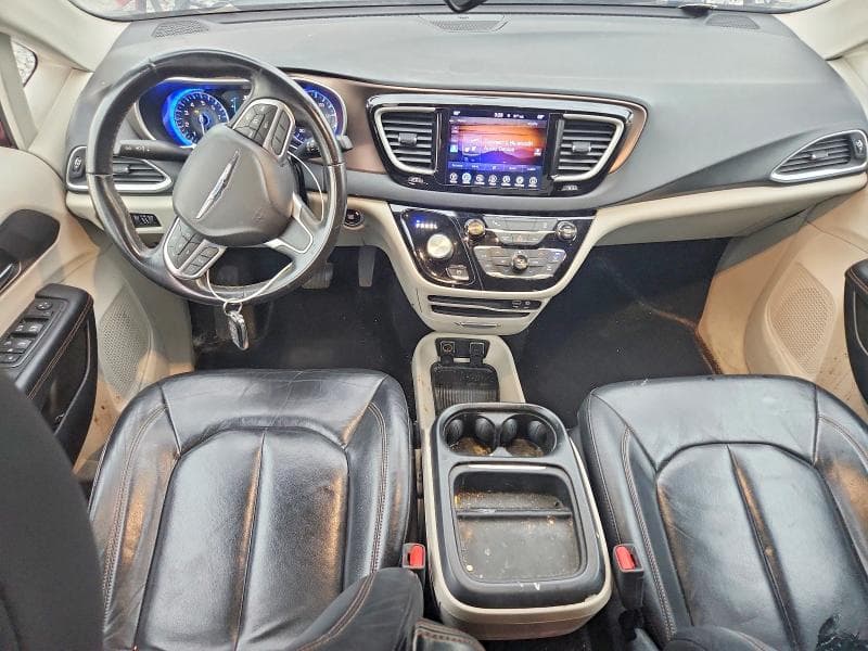 2017 CHRYSLER PACIFICA TOURING L 8