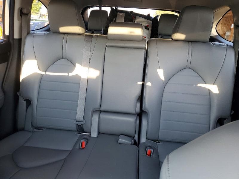 2022 TOYOTA HIGHLANDER HYBRID XLE 10