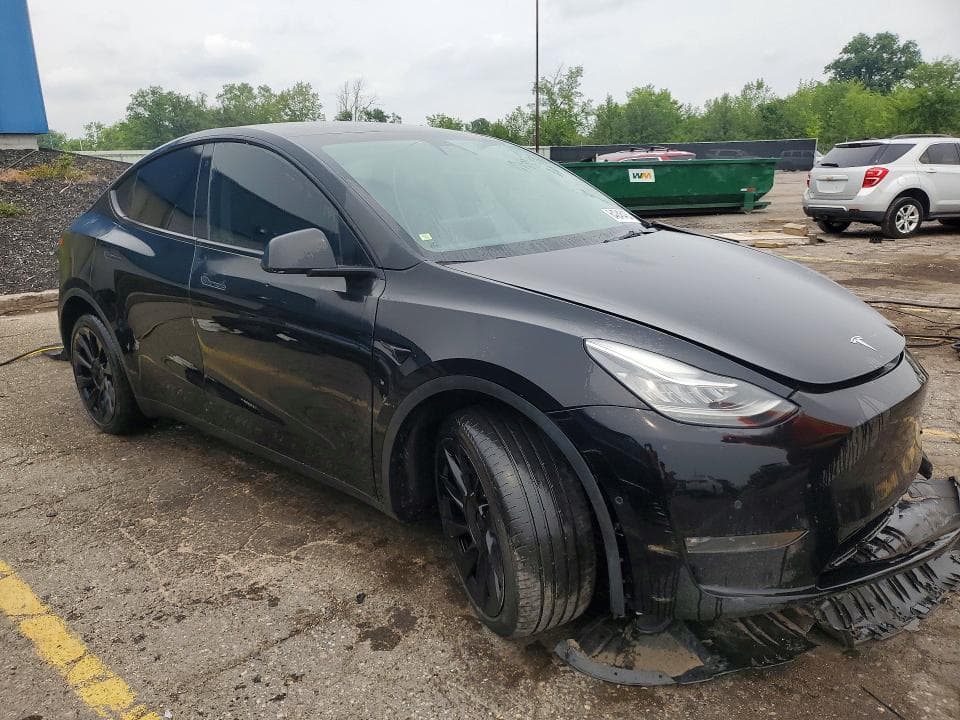 2021 TESLA MODEL Y 4