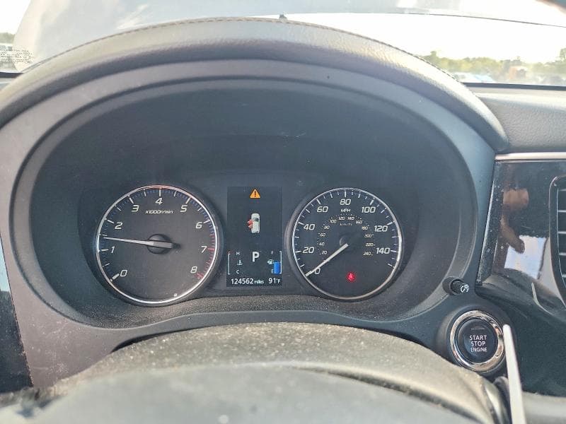 2020 MITSUBISHI OUTLANDER SE 9
