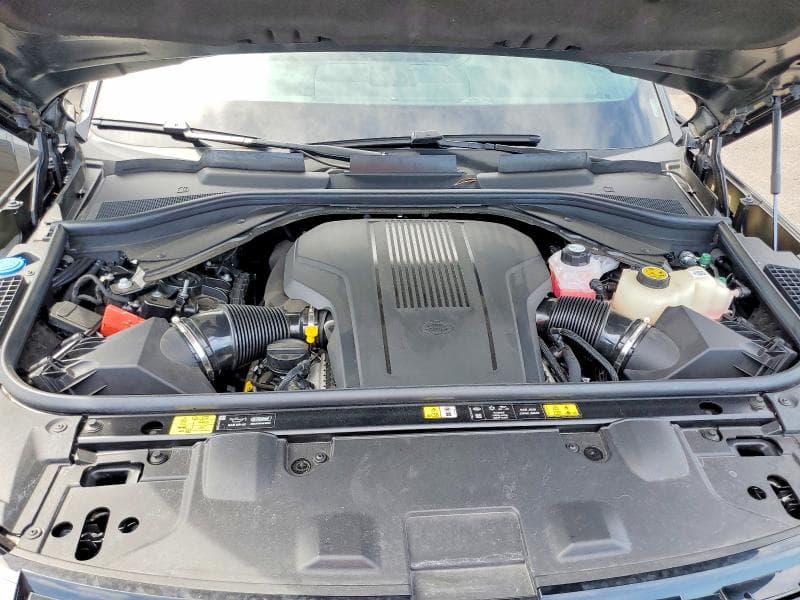 2025 LAND ROVER RANGE ROVER SE 12
