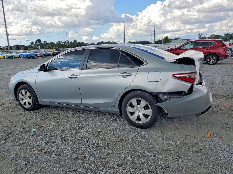 2017 TOYOTA CAMRY LE 2