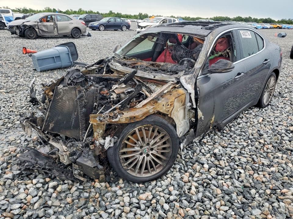 2018 ALFA ROMEO GIULIA TI - 1