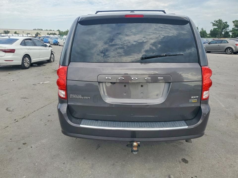 2018 DODGE GRAND CARAVAN SXT 6