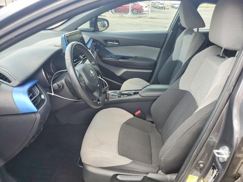 2019 TOYOTA C-HR XLE 7