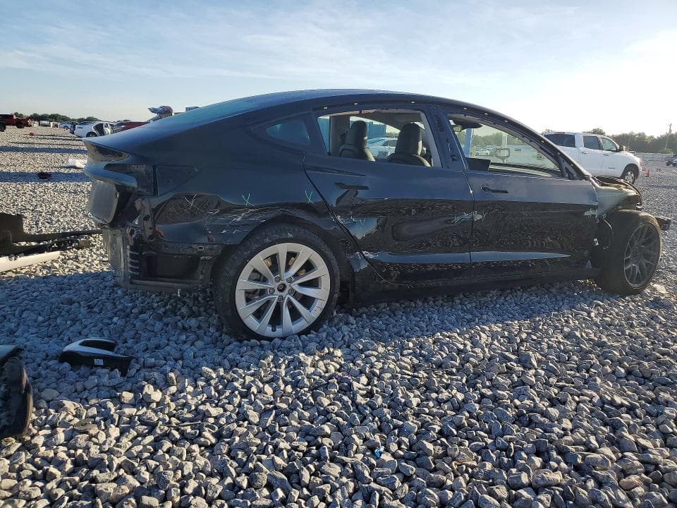 2024 TESLA MODEL 3 3