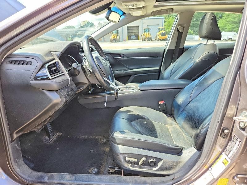 2018 TOYOTA CAMRY XSE 7