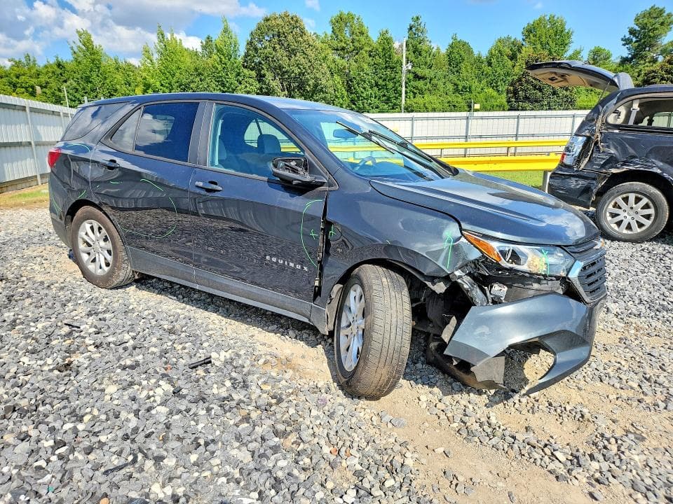 2020 CHEVROLET EQUINOX LS 4