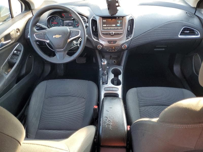 2017 CHEVROLET CRUZE LT 8