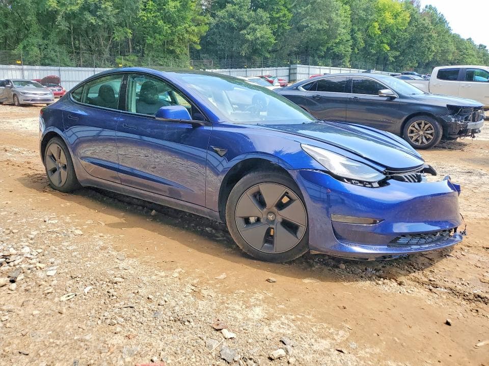 2023 TESLA MODEL 3 4