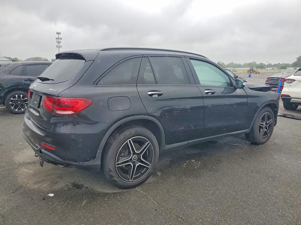 2021 MERCEDES-BENZ GLC 300 4MATIC 3