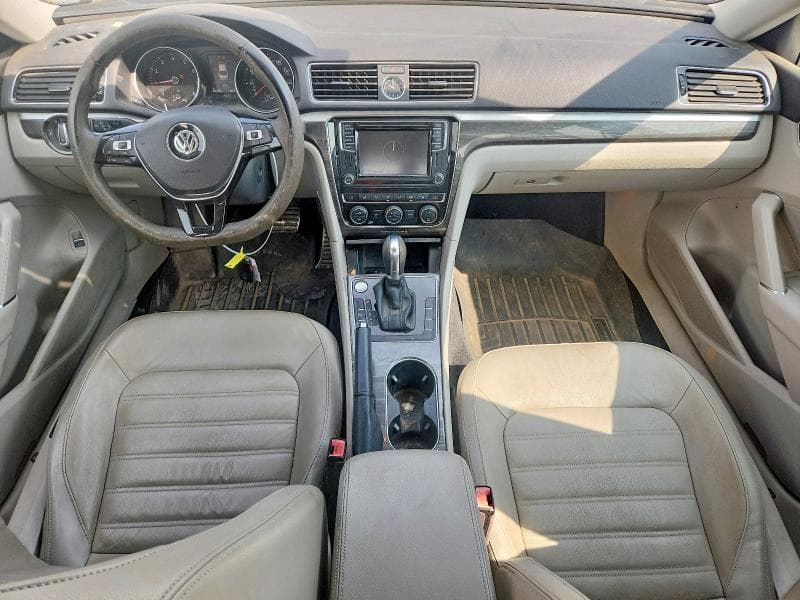 2017 VOLKSWAGEN PASSAT SEL PREMIUM 8