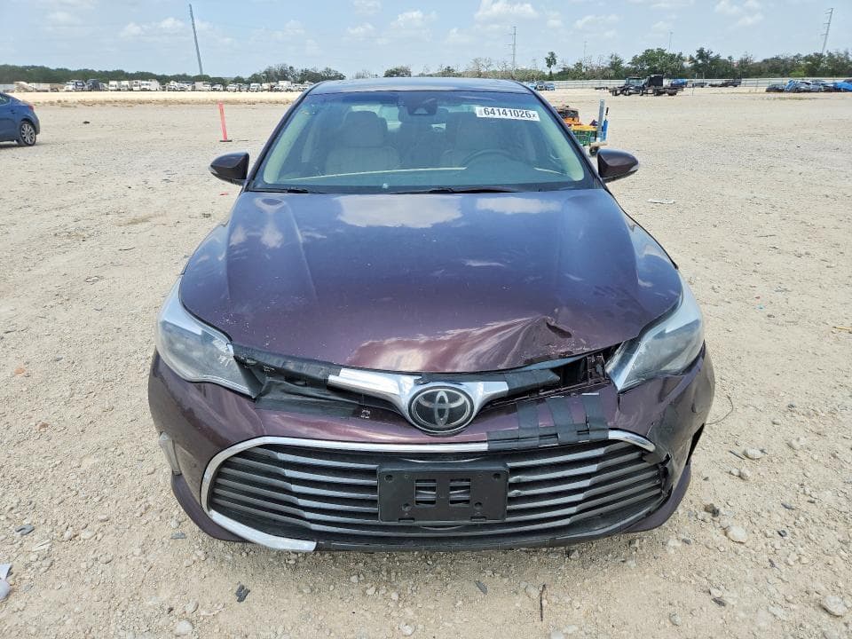 2018 TOYOTA AVALON LIMITED 5