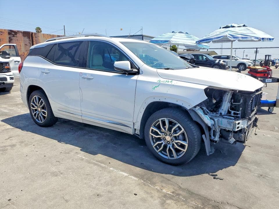2022 GMC TERRAIN DENALI 4