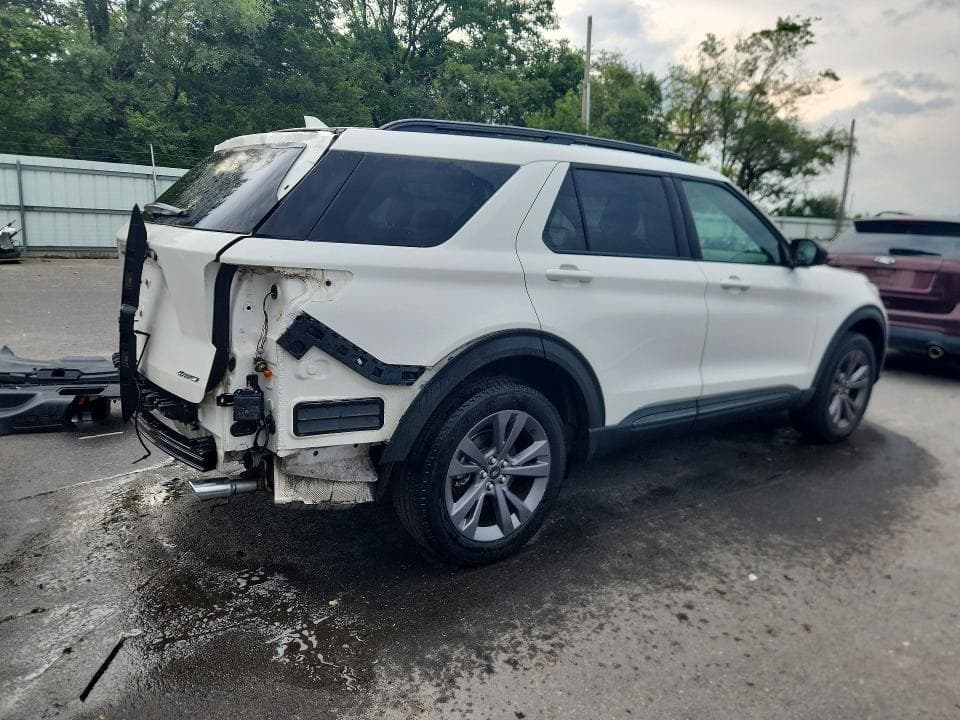 2021 FORD EXPLORER XLT 3