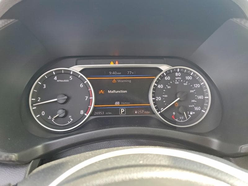 2025 NISSAN SENTRA SV 9