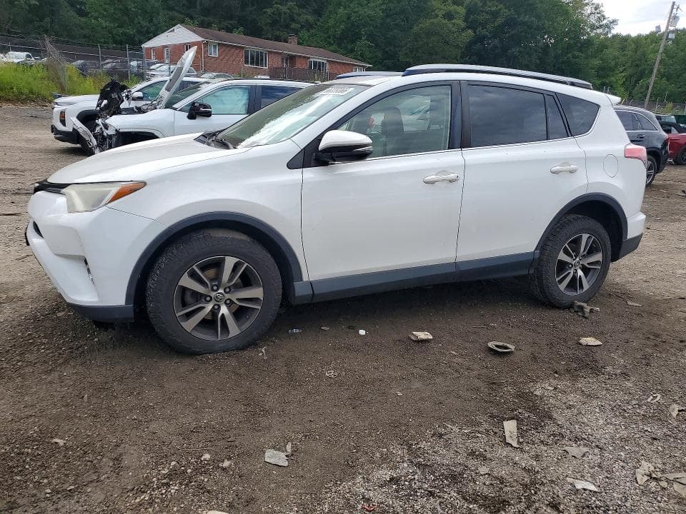 2017 TOYOTA RAV4 XLE - 1