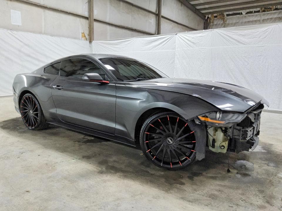 2019 FORD MUSTANG 4