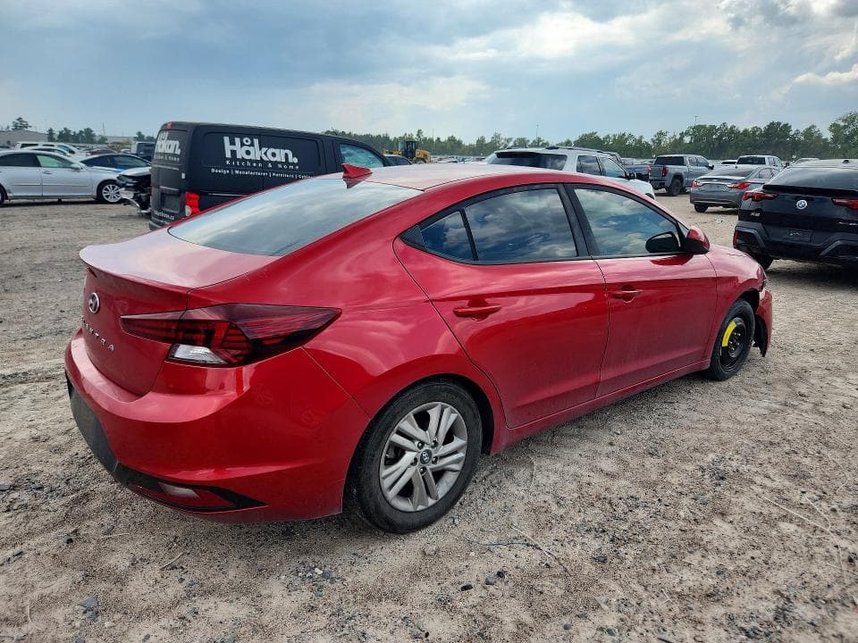 2020 HYUNDAI ELANTRA SEL 3