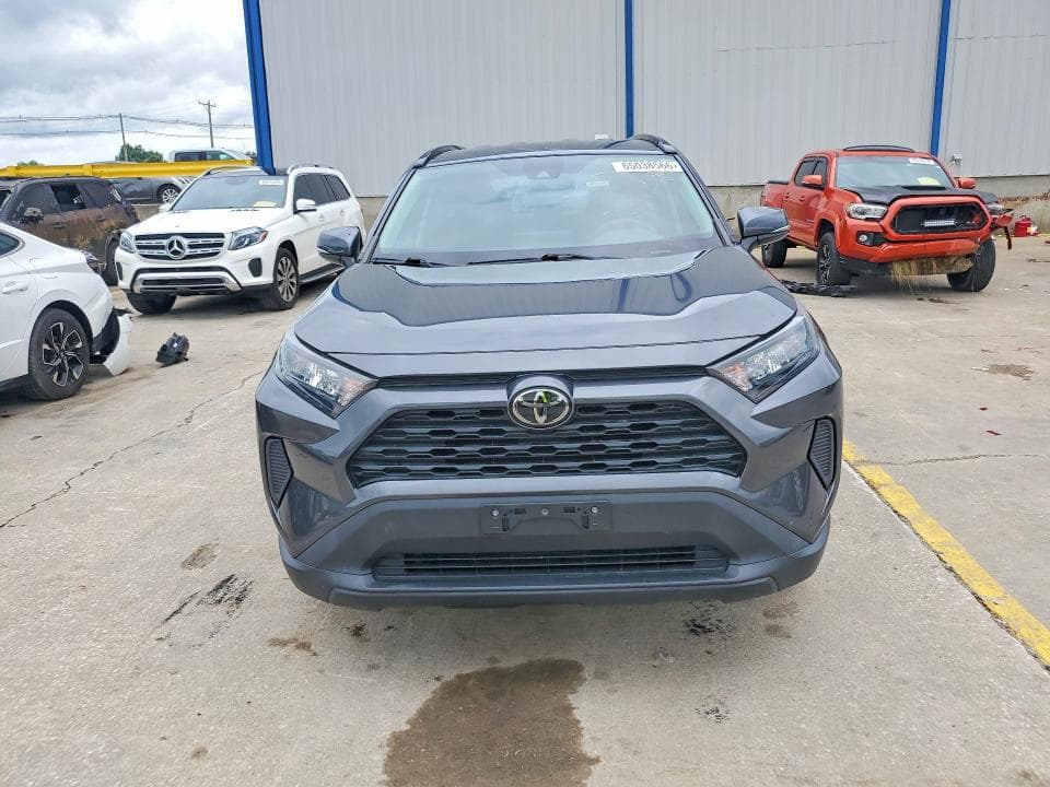 2019 TOYOTA RAV4 LE 5