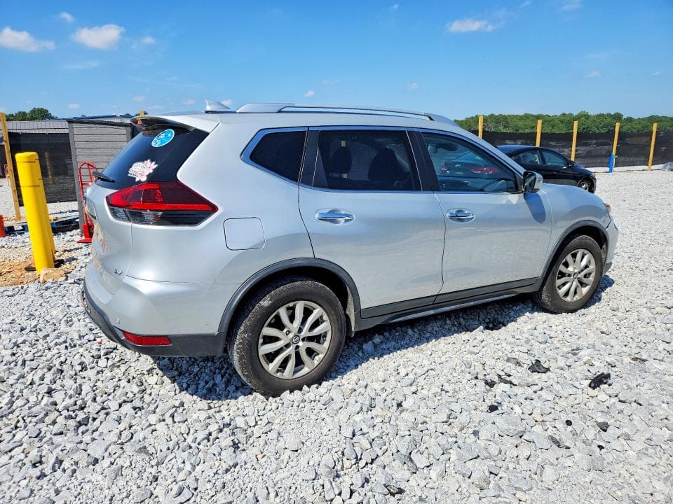 2020 NISSAN ROGUE SV 3