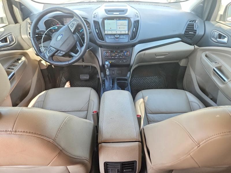 2017 FORD ESCAPE SE 8