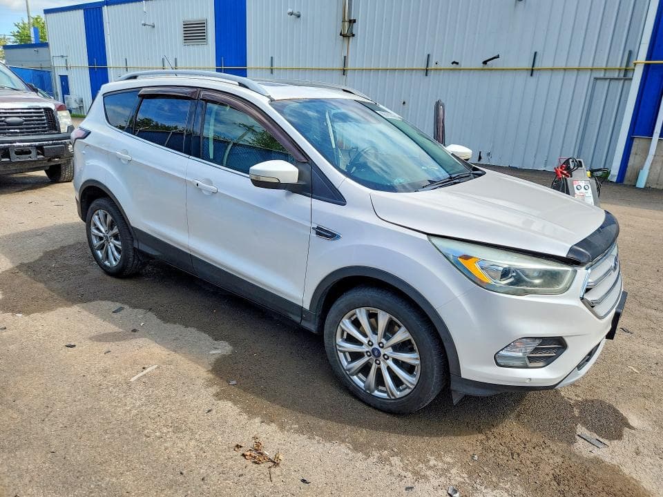 2017 FORD ESCAPE TITANIUM 4