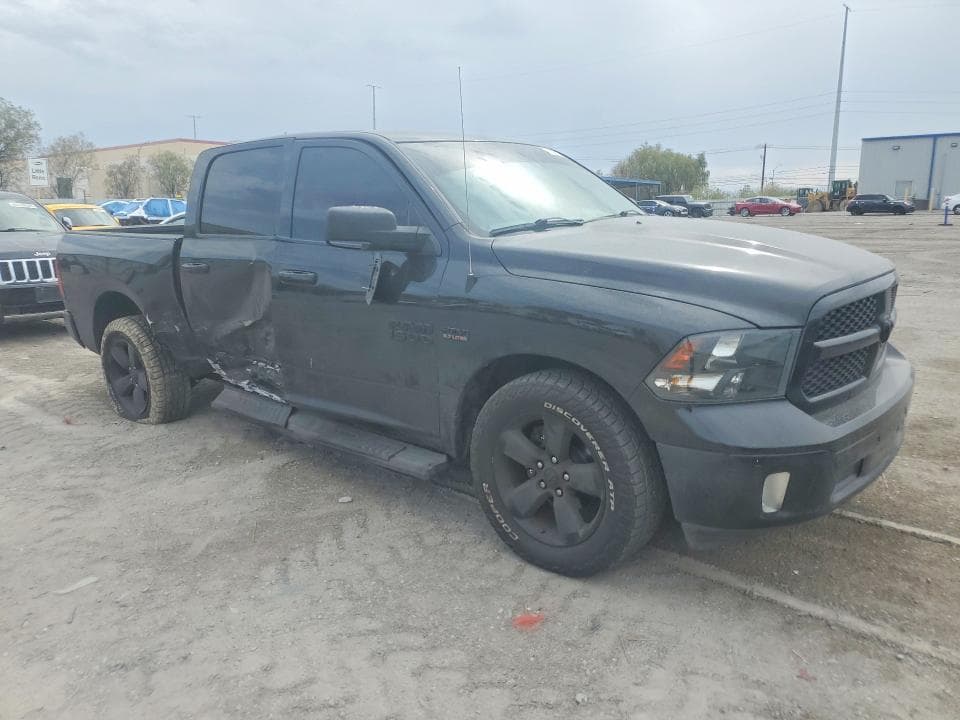 2018 RAM 1500 SLT 4