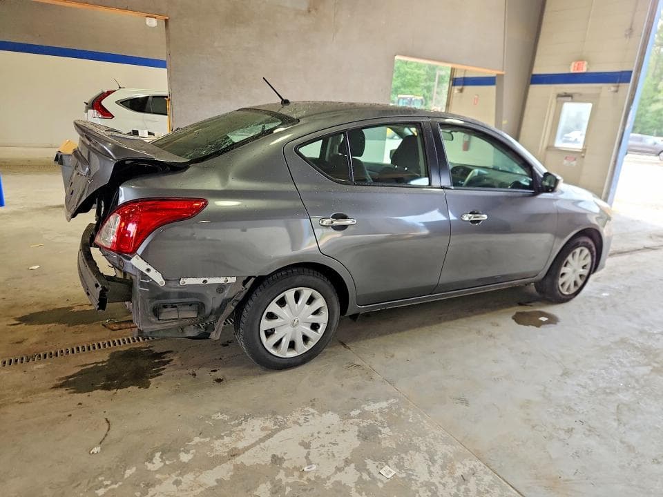 2018 NISSAN VERSA SV 3