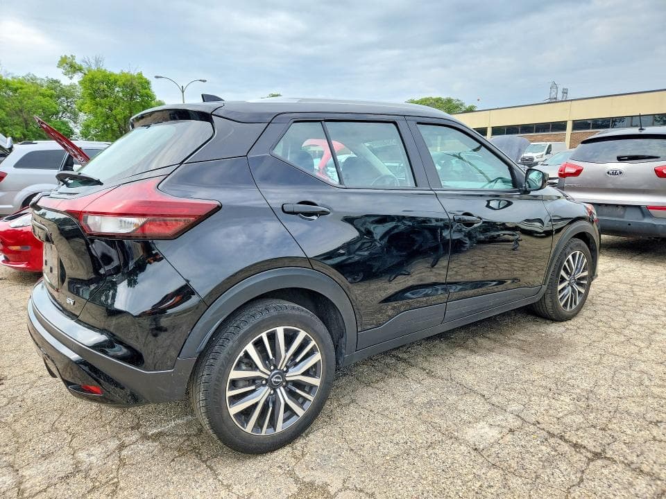 2023 NISSAN KICKS SV 3