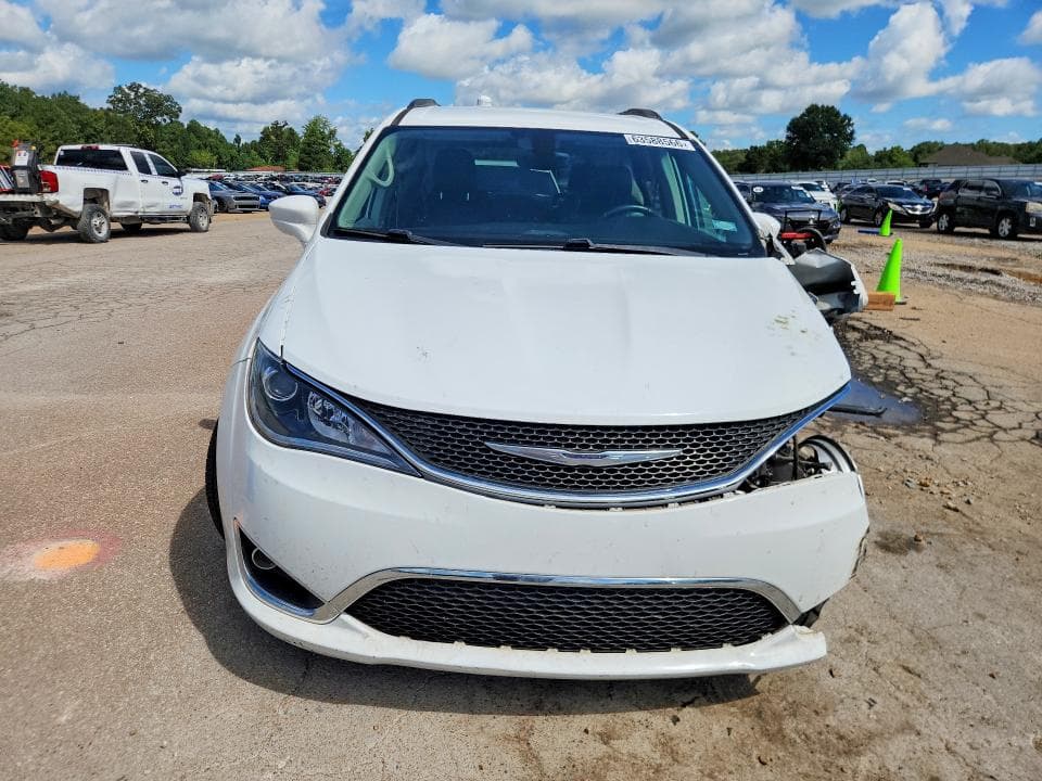 2017 CHRYSLER PACIFICA TOURING L 5