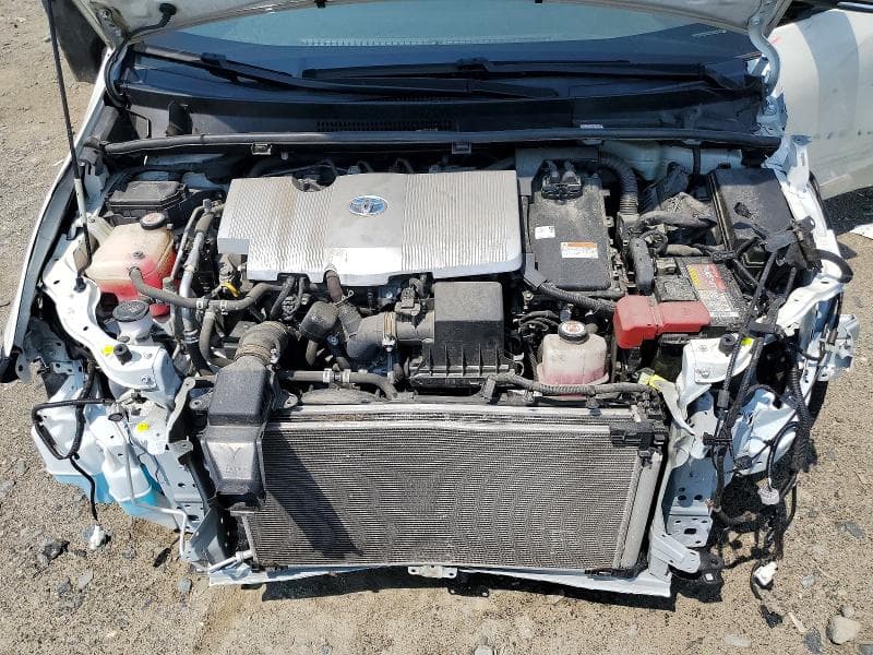 2019 TOYOTA PRIUS LE 11