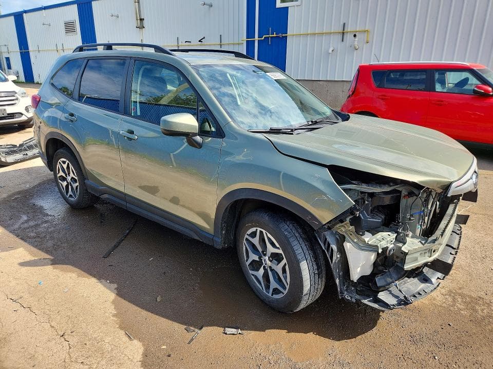 2019 SUBARU FORESTER PREMIUM 4