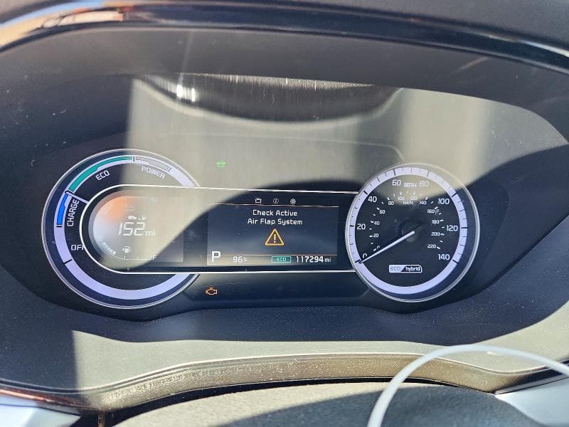 2020 KIA NIRO LX 9