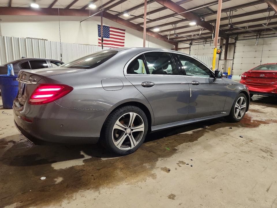 2017 MERCEDES-BENZ E 300 4MATIC 3