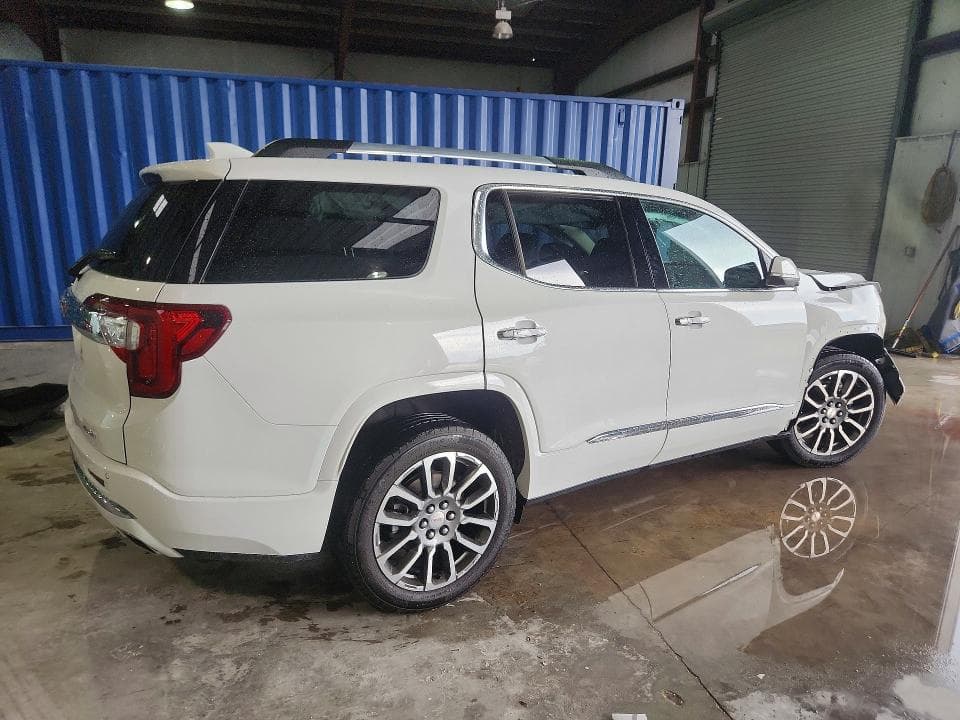 2023 GMC ACADIA DENALI 3