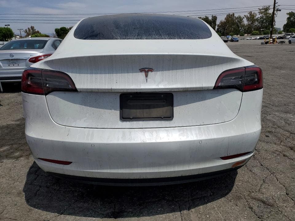 2020 TESLA MODEL 3 6
