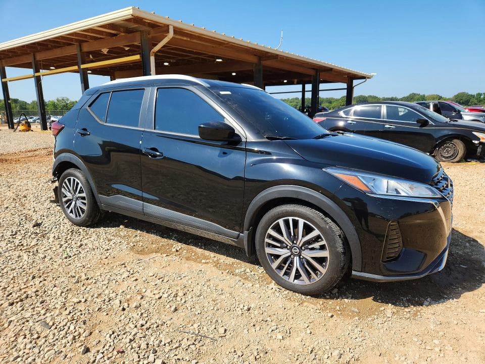 2021 NISSAN KICKS SV 4