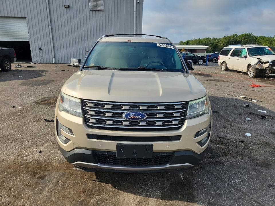 2017 FORD EXPLORER XLT 5
