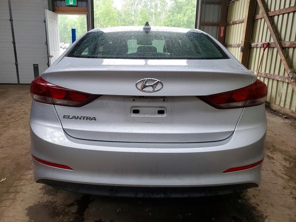 2017 HYUNDAI ELANTRA SE 6