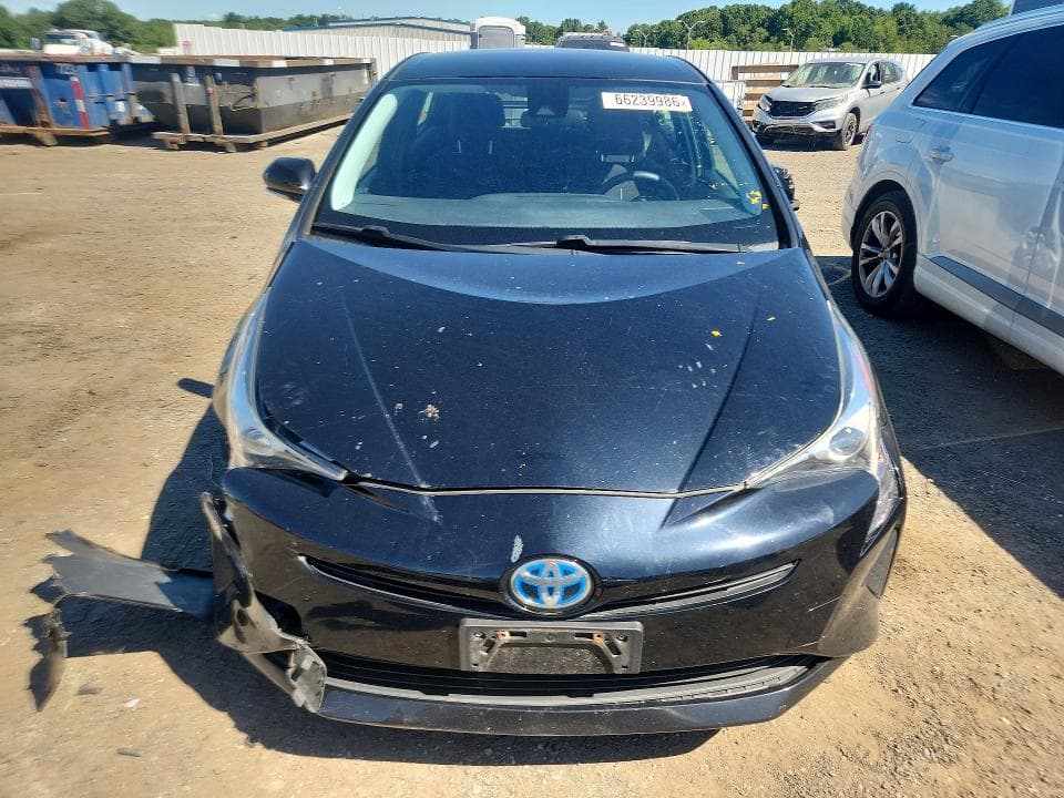 2017 TOYOTA PRIUS TWO 5
