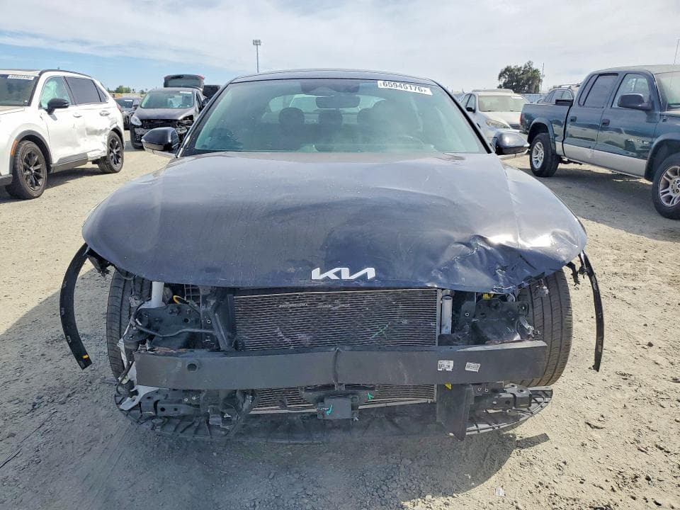 2025 KIA K4 GT LINE 5