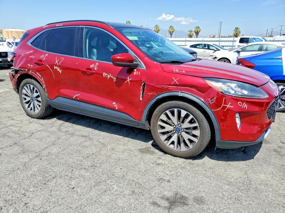 2021 FORD ESCAPE TITANIUM 4