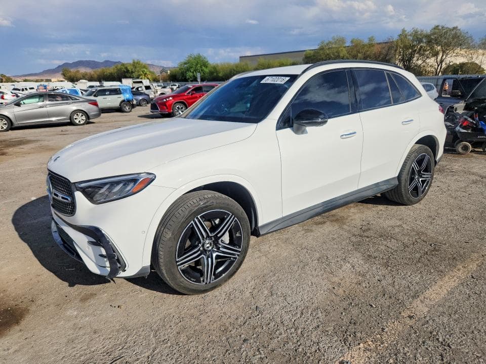 2024 MERCEDES-BENZ GLC 300