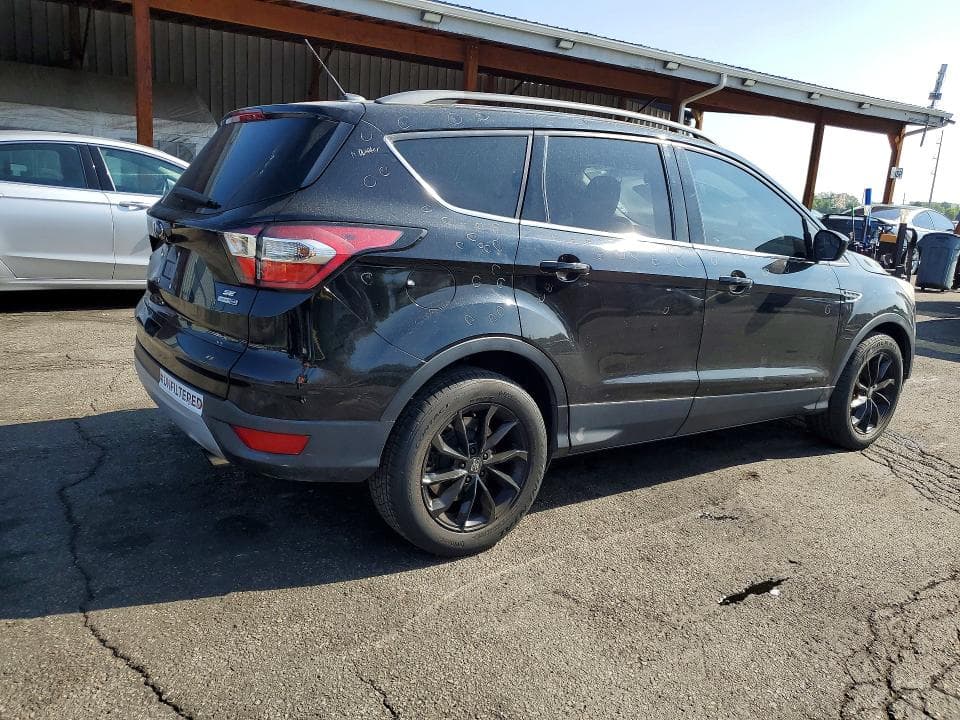 2018 FORD ESCAPE SE 3