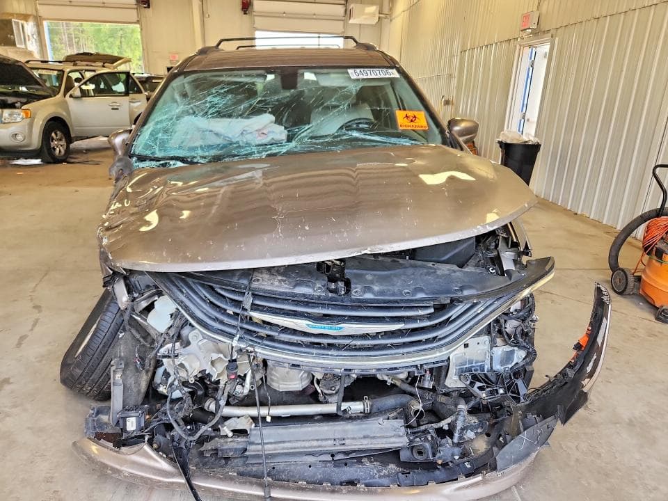 2018 CHRYSLER PACIFICA HYBRID TOURING L 5